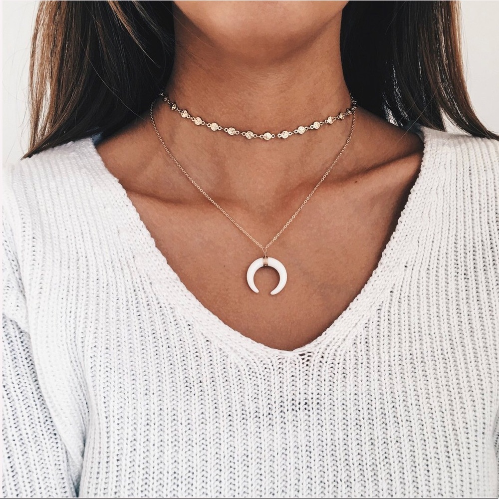 2x RESTOCK Boho Crescent Moon Horn Necklace - Picture 5 of 7